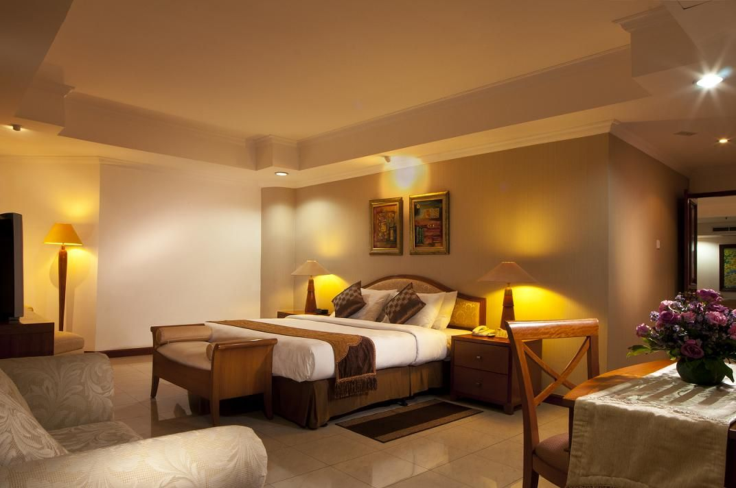 Bedroom 3, Grand Tropic Suites Hotel, Jakarta Barat