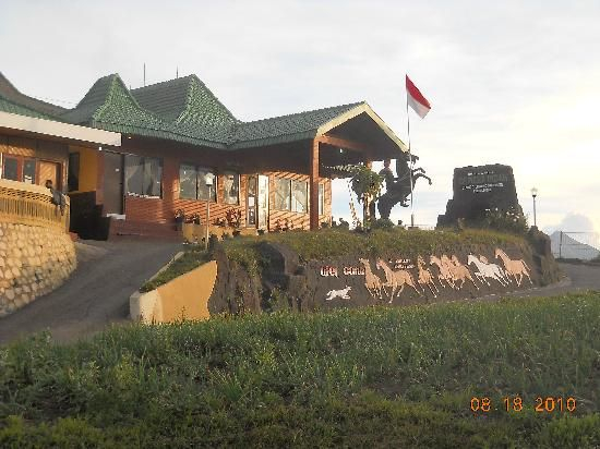 Exterior & Views 1, Cemara Indah Hotel, Probolinggo