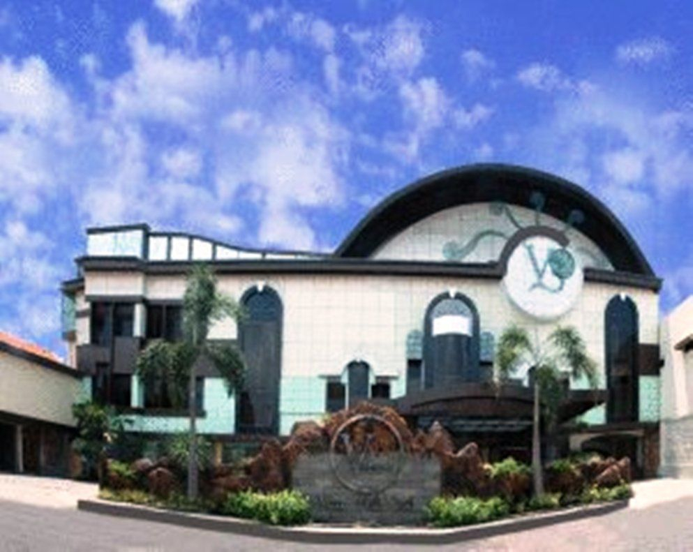 Hotel V3 (Vini Vidi Vici), Surabaya