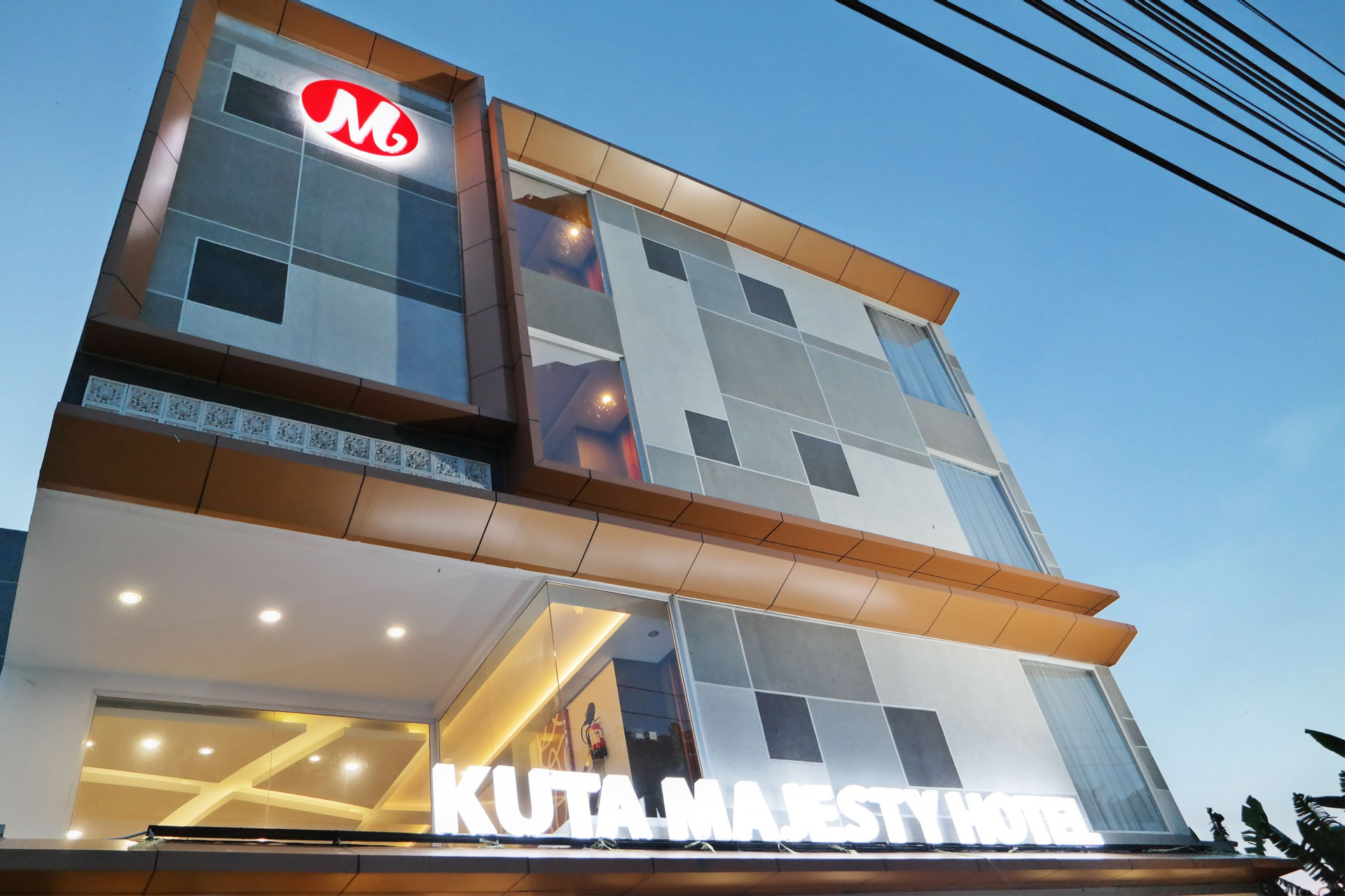 Exterior & Views, Kuta Majesty Hotel, Badung