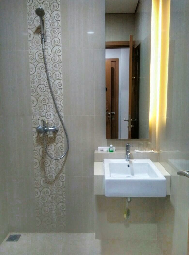 Bedroom 5, Hotel Mersi Bukittinggi (Hotel Syariah), Bukittinggi