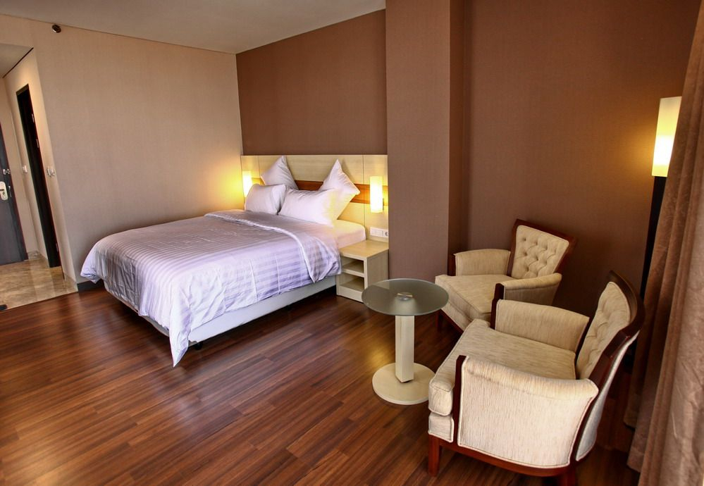 Bedroom 3, Hotel California Bandung, Bandung