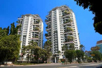 Exterior & Views 1, Grand Tropic Suites Hotel, Jakarta Barat