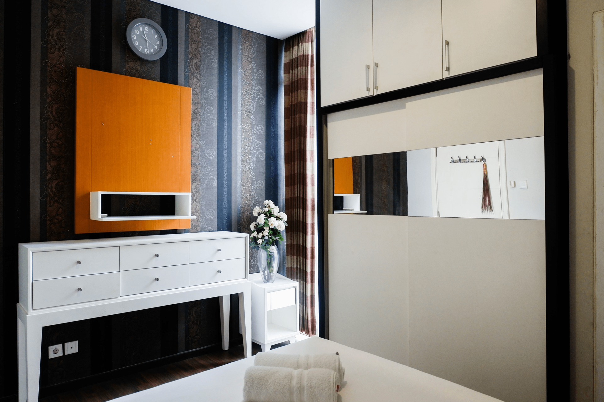 Living Area 4