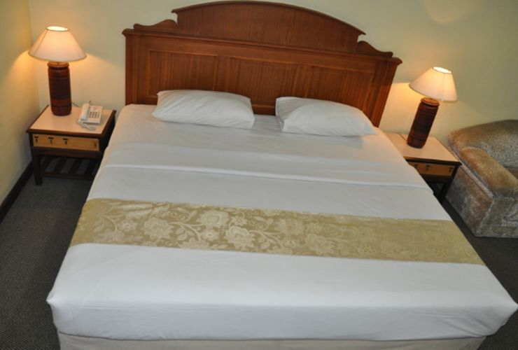 Bedroom 2, Siantar Hotel Parapat, Simalungun