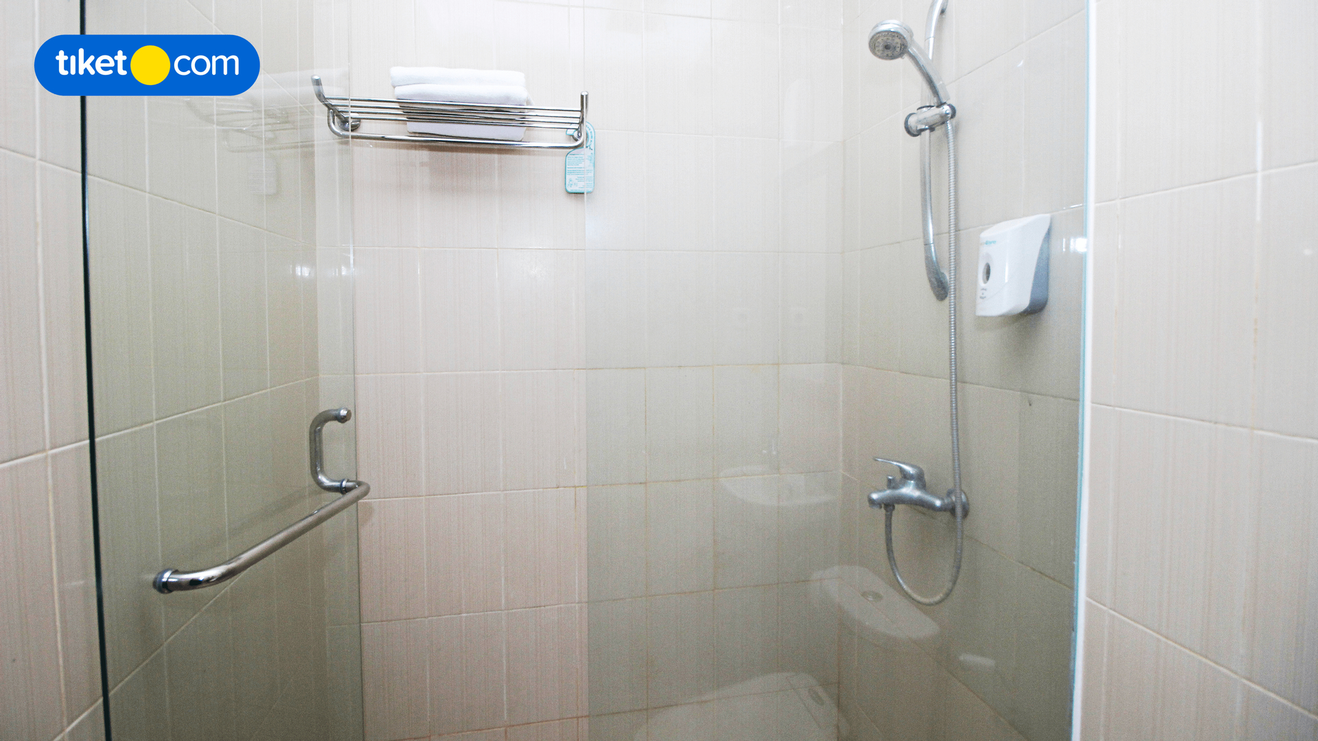 Bathroom 4