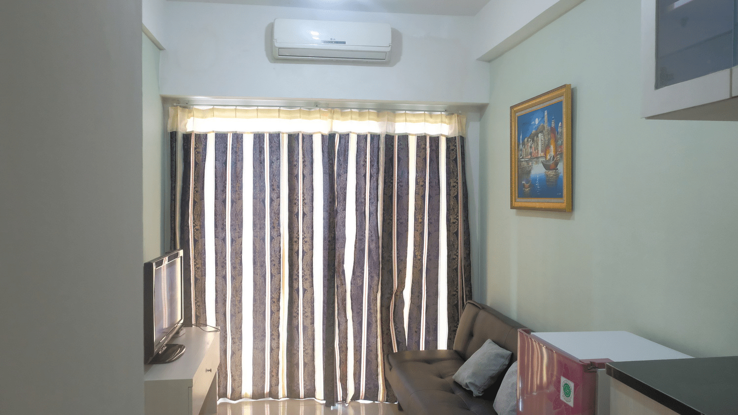 Living Area 3