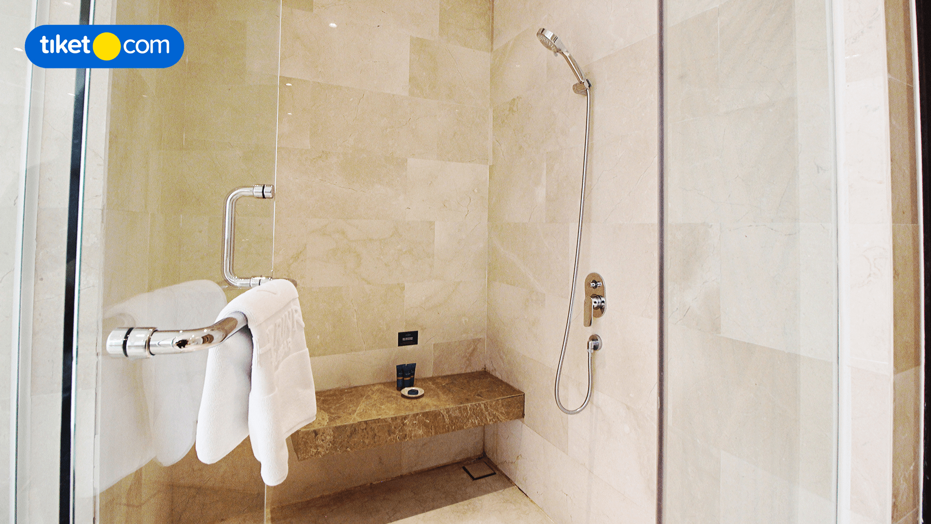 Bathroom 7