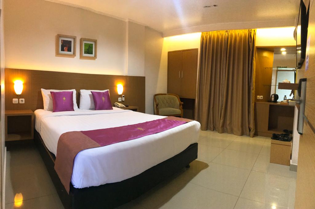 Kamar Deluks Queen