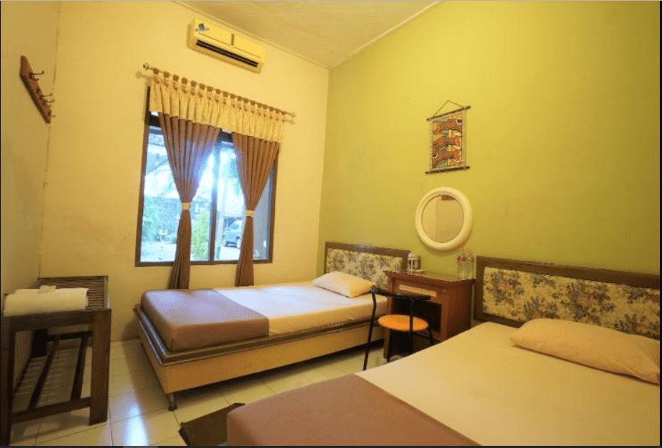 Kamar Keluarga Twin