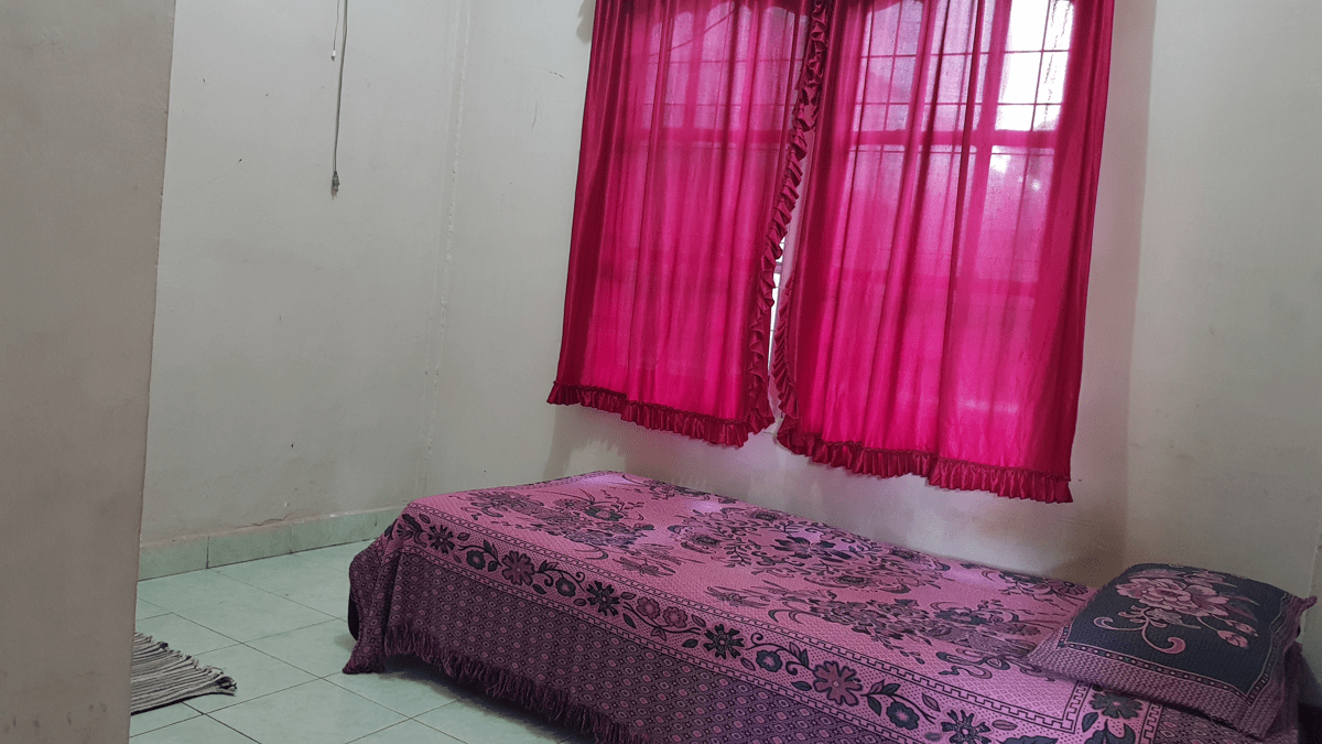 Kamar Deluks Single