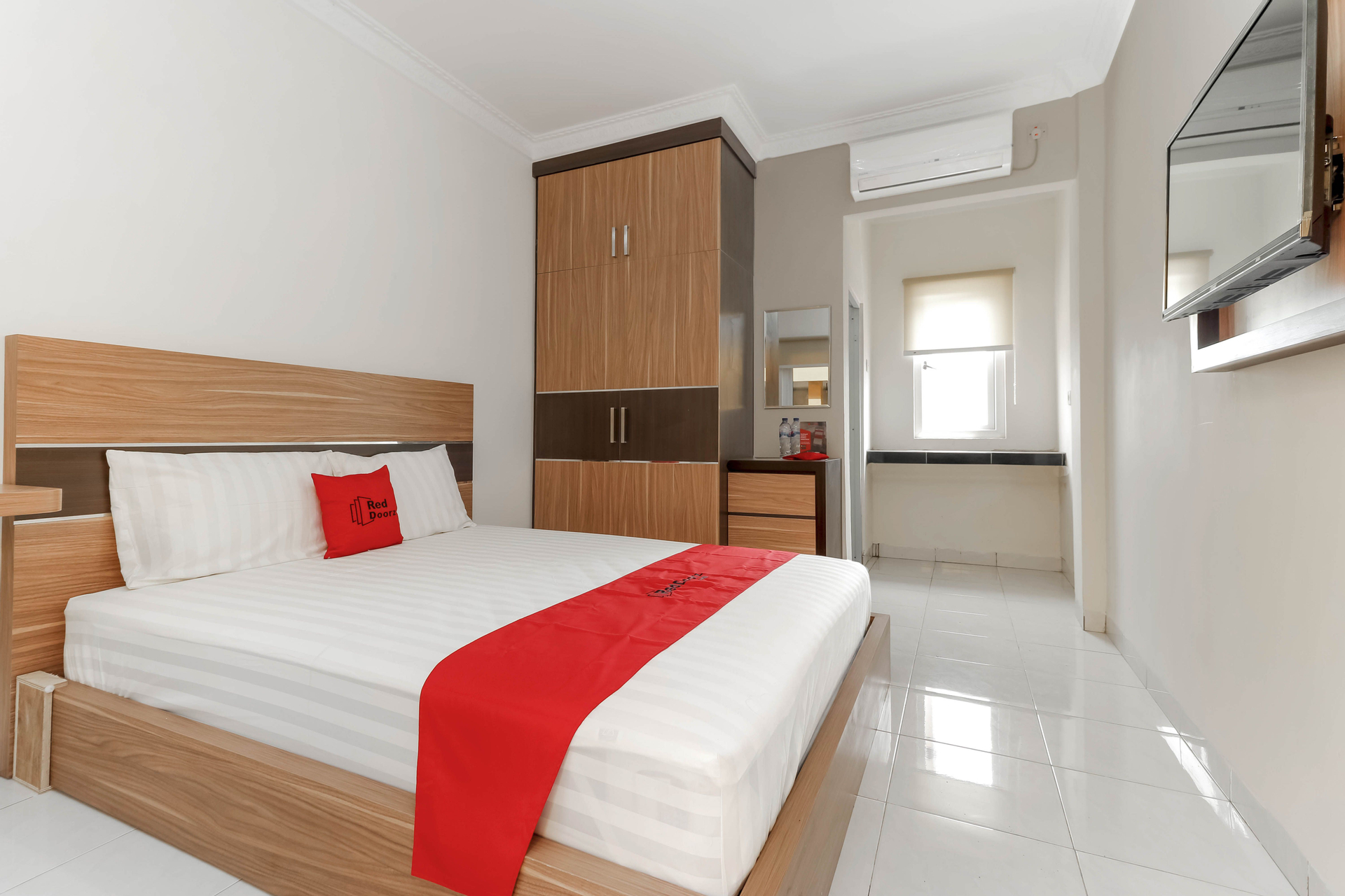 Bedroom 1, RedDoorz Plus near Palembang Square Mall, Palembang