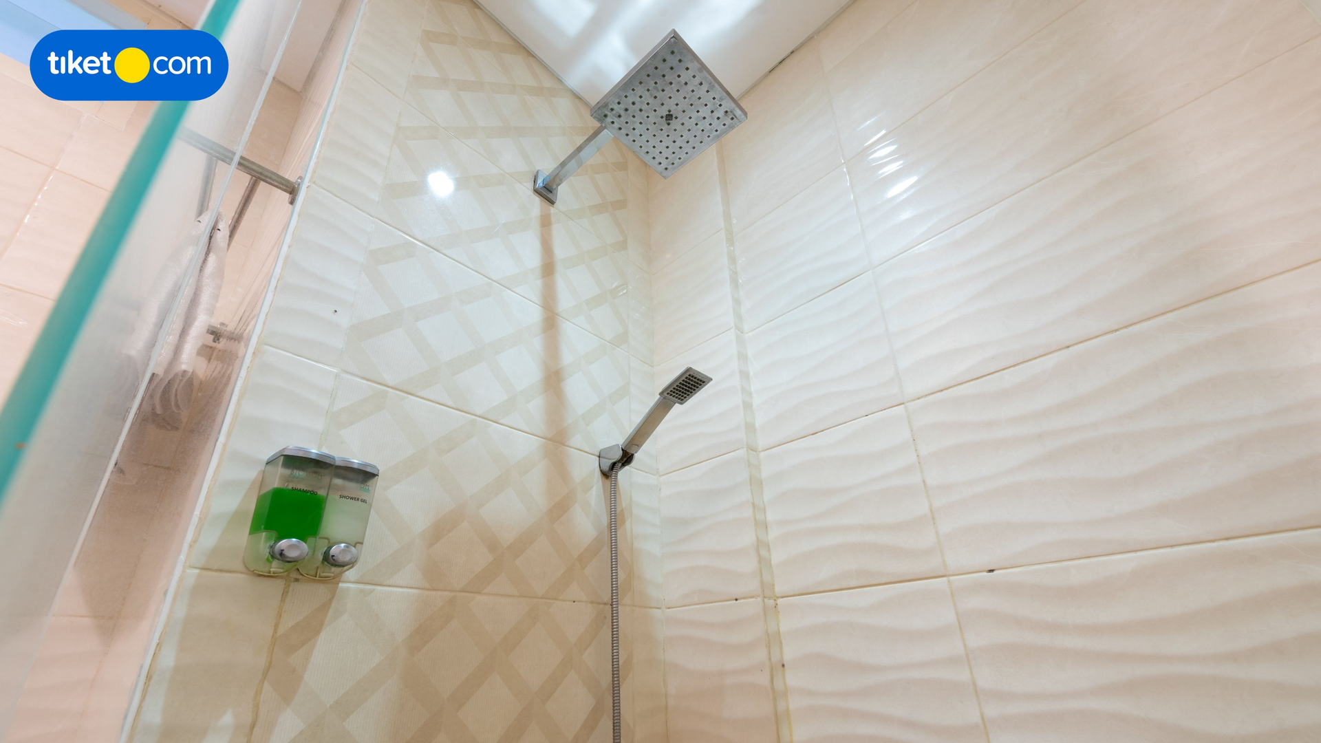 Bathroom 4
