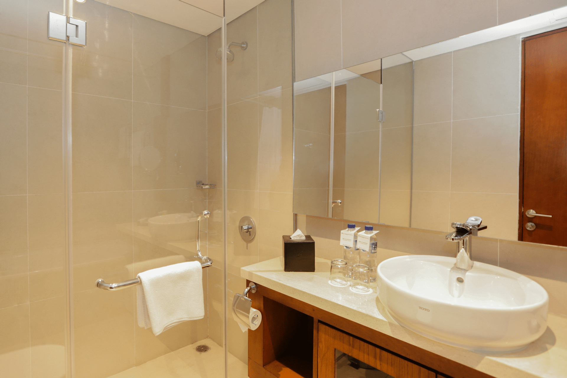 Bathroom 9