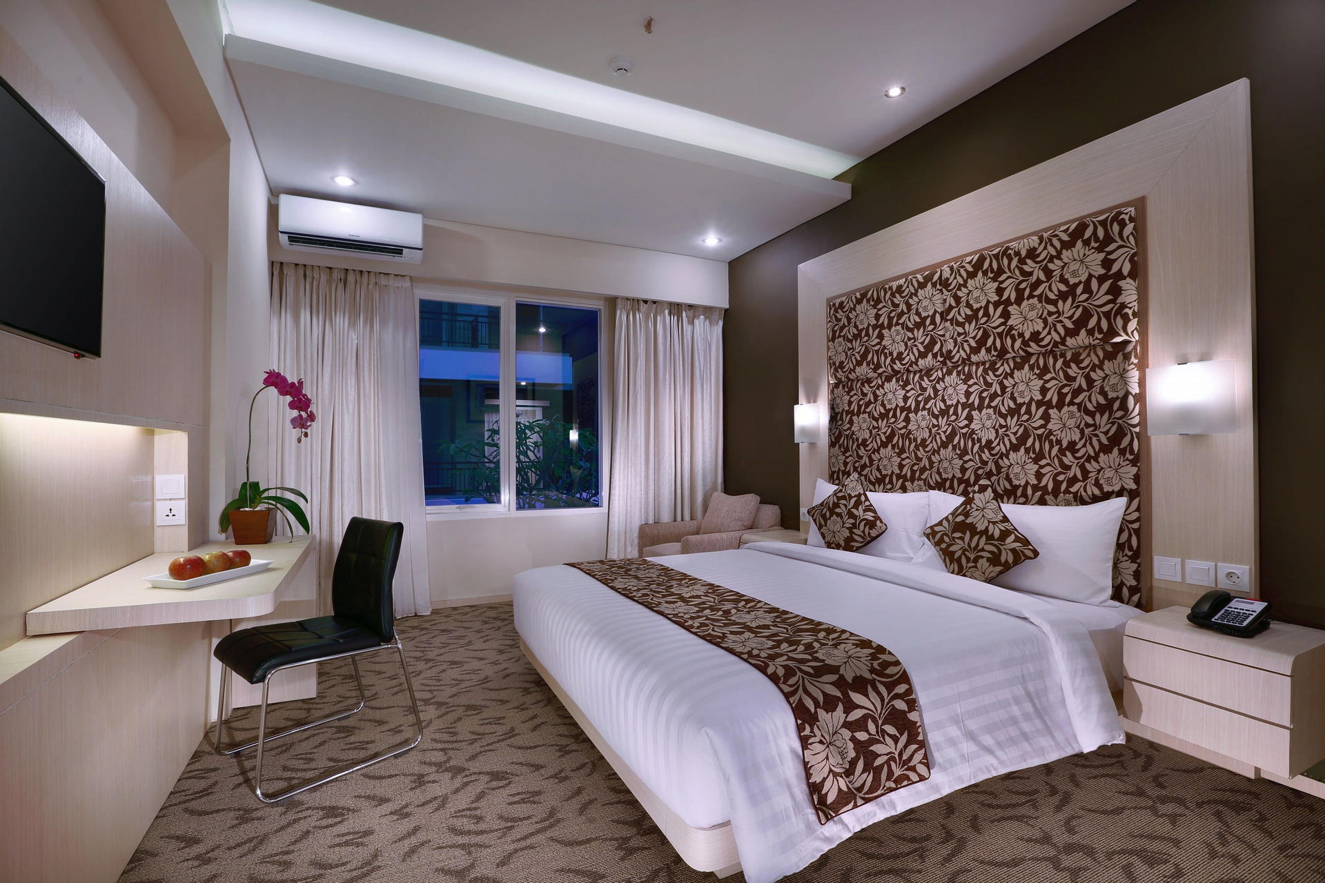 Kamar Deluks Double atau Ranjang Lain