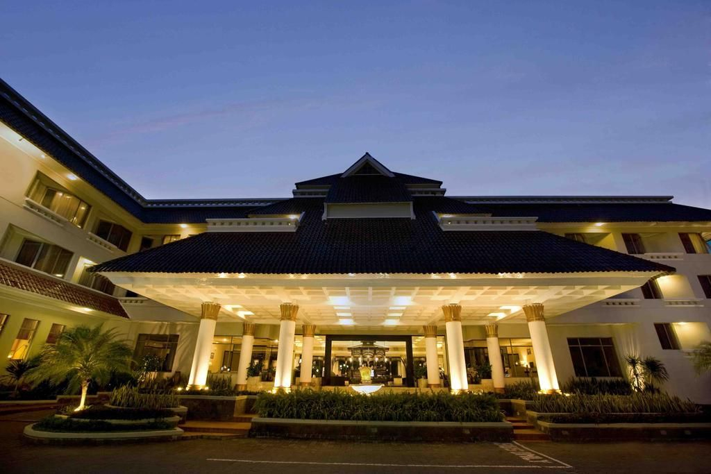 Exterior & Views 1, Hotel Santika Premiere Jogja, Yogyakarta