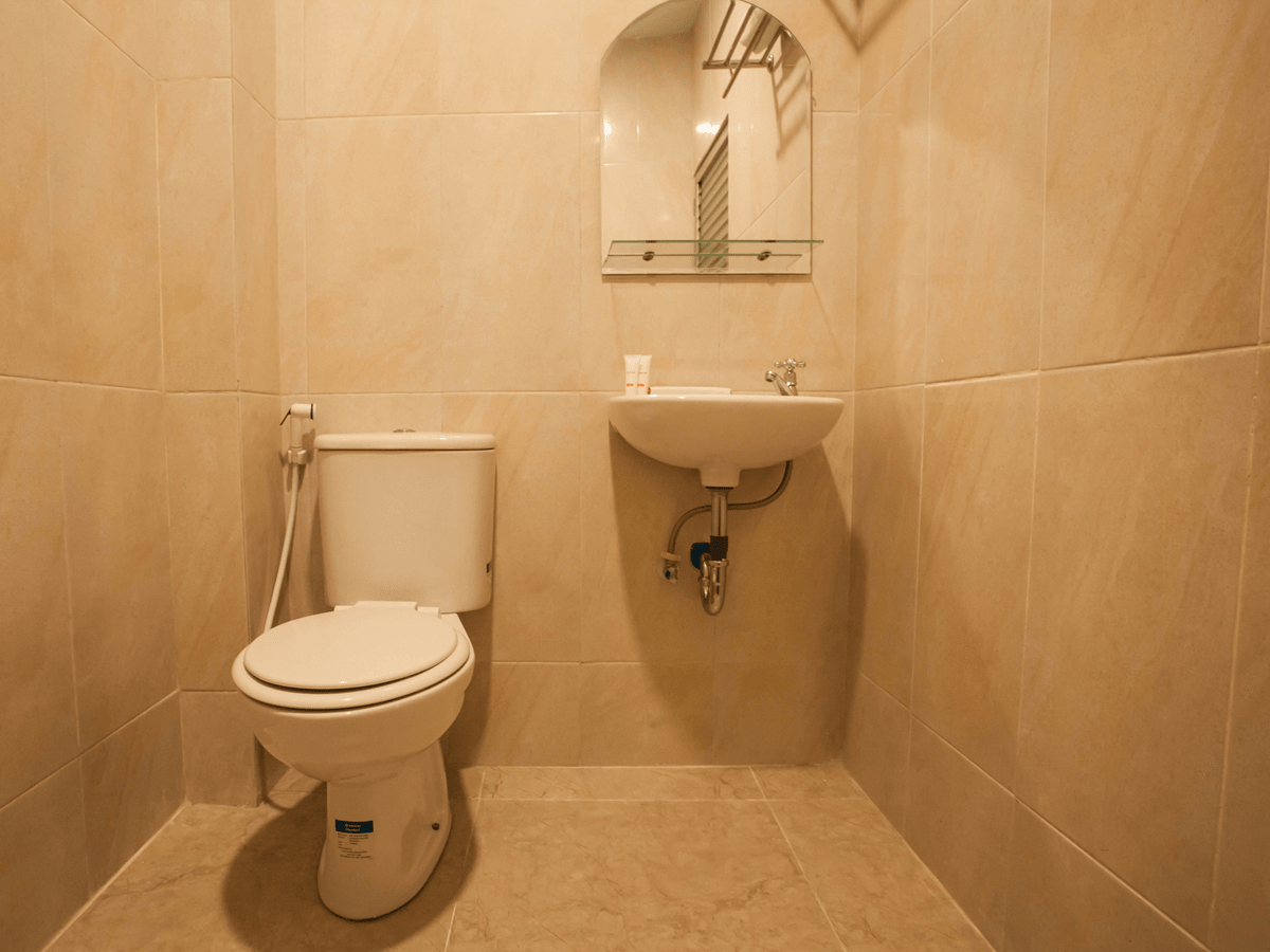 Bathroom 7
