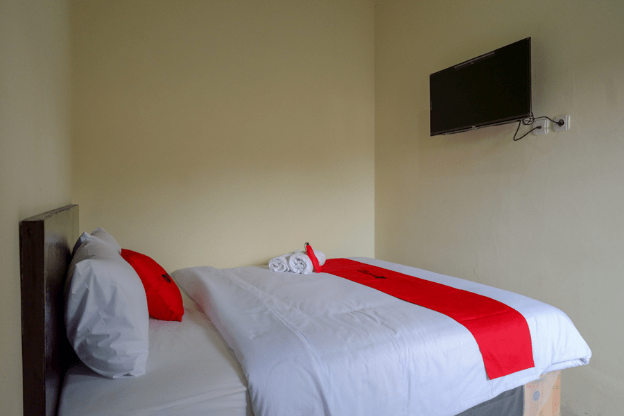 Bed 8