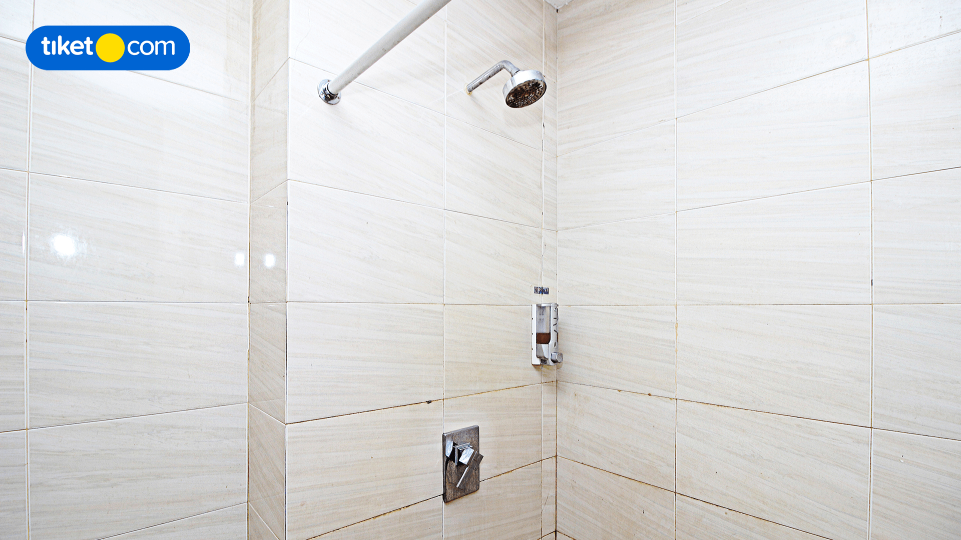 Bathroom 9
