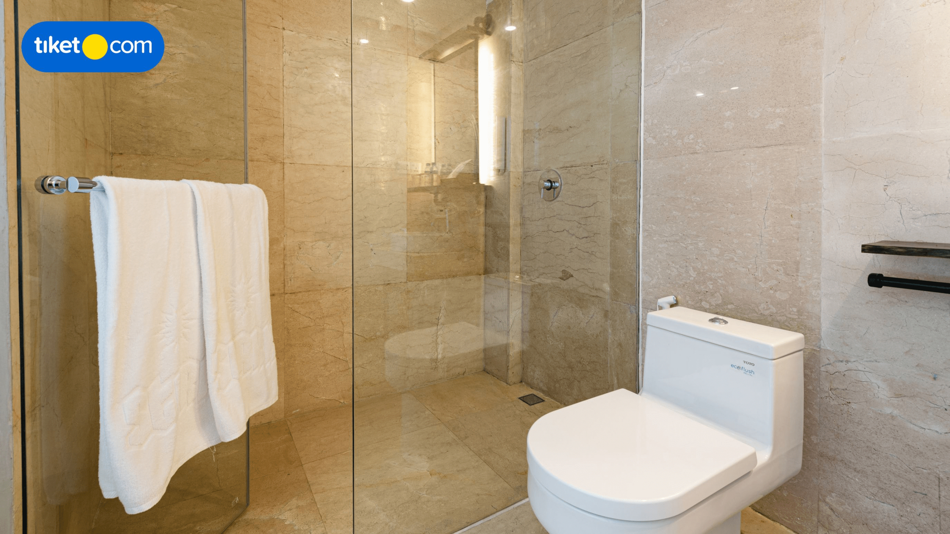 Bathroom 10