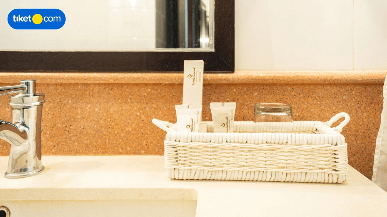 Bathroom 6