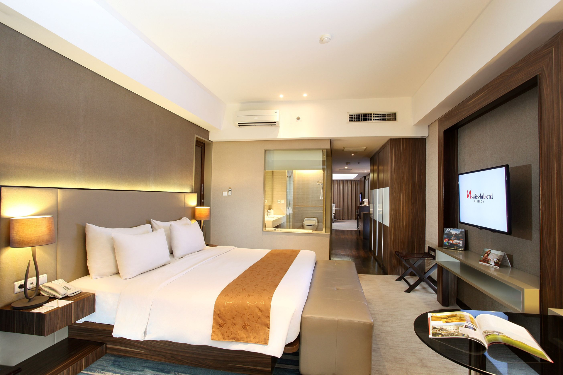 Bedroom 3, Swiss-Belhotel Cirebon, Cirebon