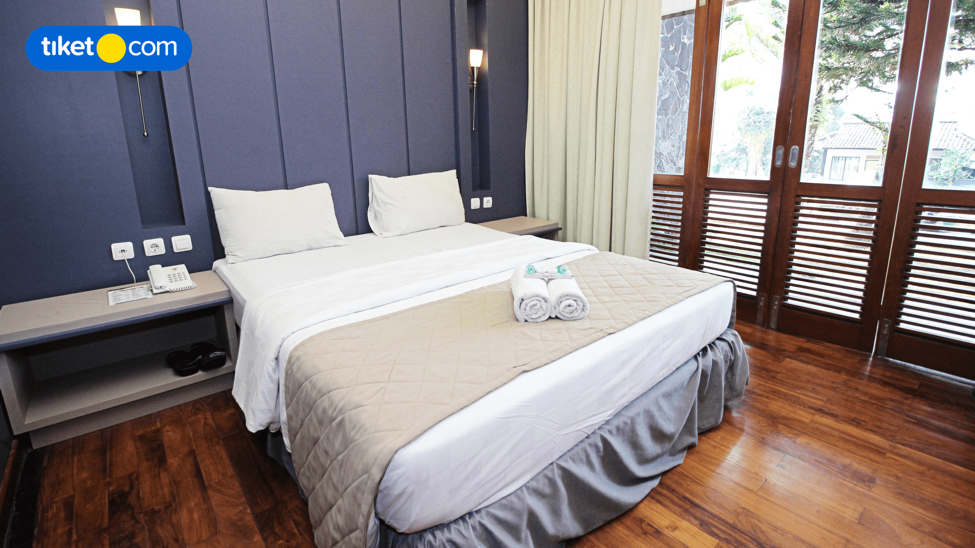 Kamar Deluks Double atau Twin