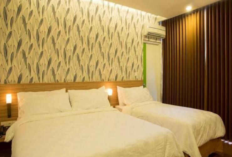 Bedroom 4, deMira Hotel Gubeng Surabaya, Surabaya