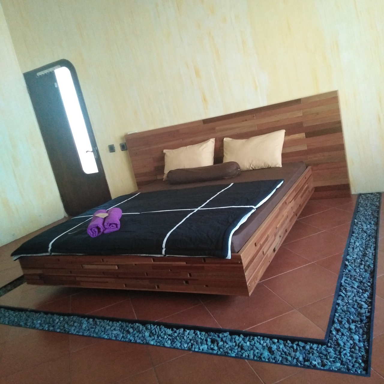 Bed 4