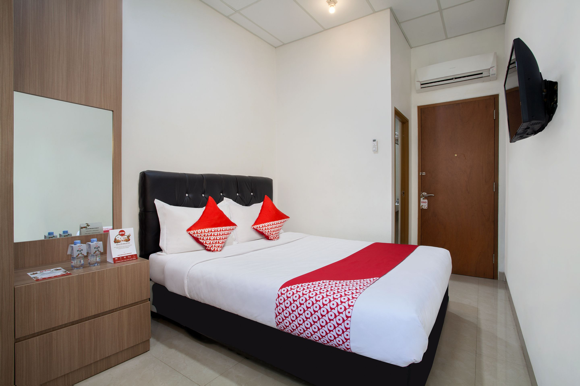 OYO 106 Sarkawi Residence Near Kartini Hospital, Jakarta Selatan