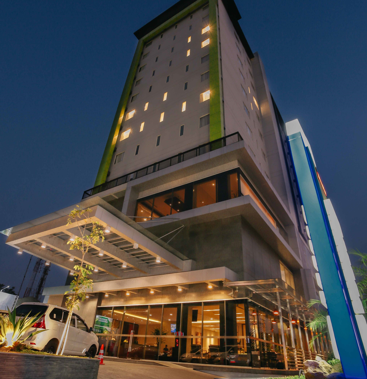 Exterior & Views 1, PrimeBiz Hotel Surabaya, Surabaya