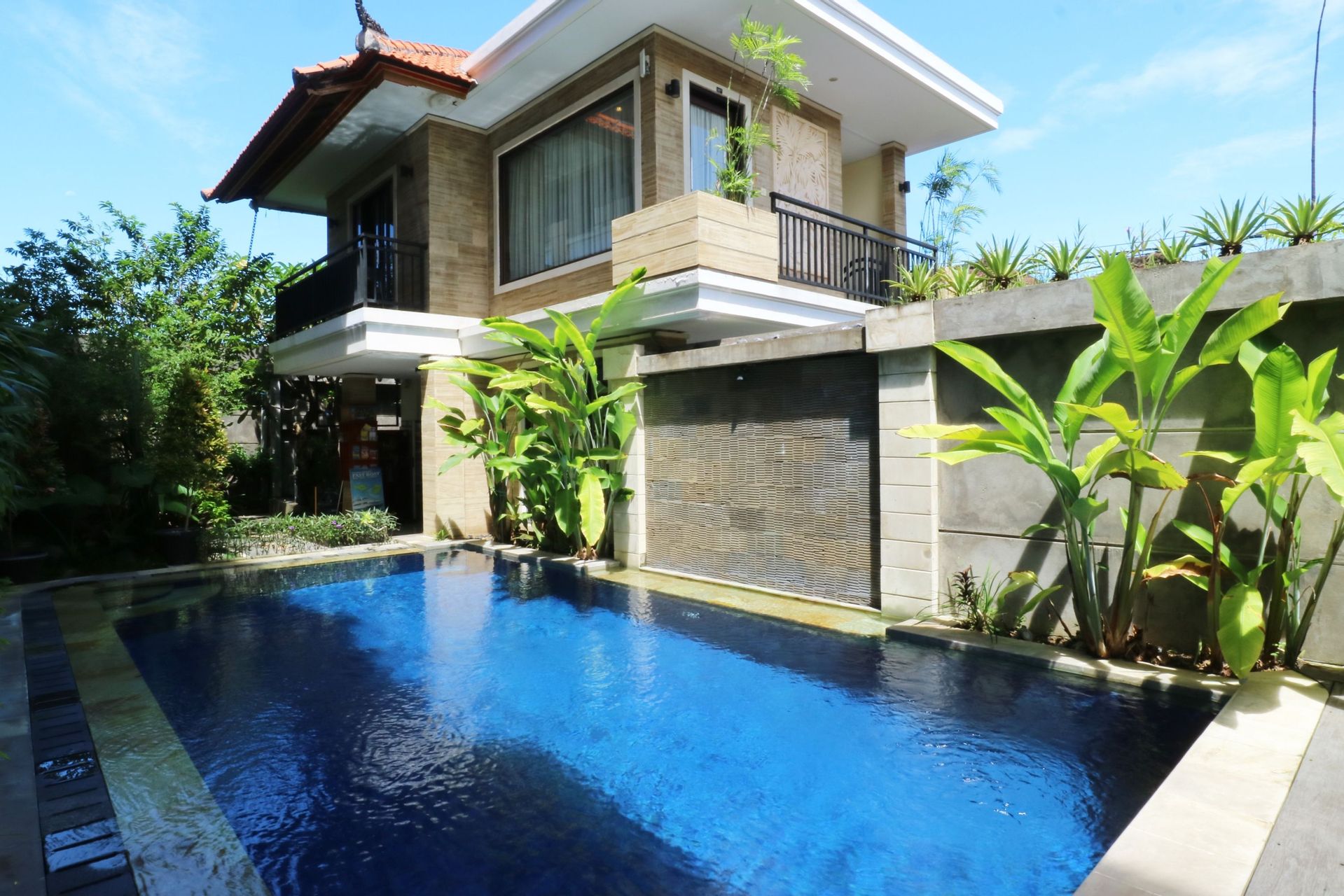 Kondra Premiere Guest House Kuta, Badung