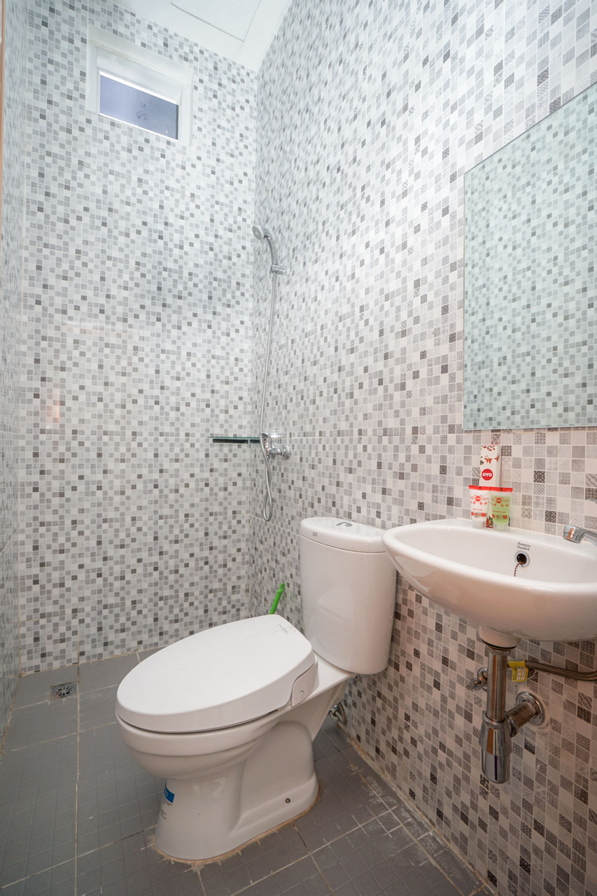 Bathroom 6