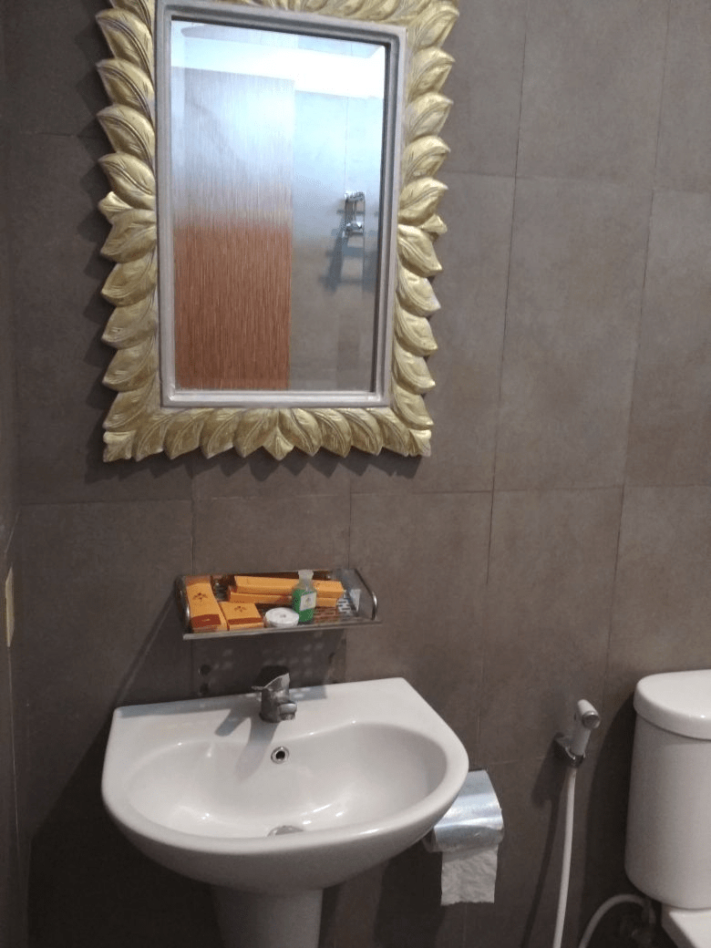 Bathroom 4