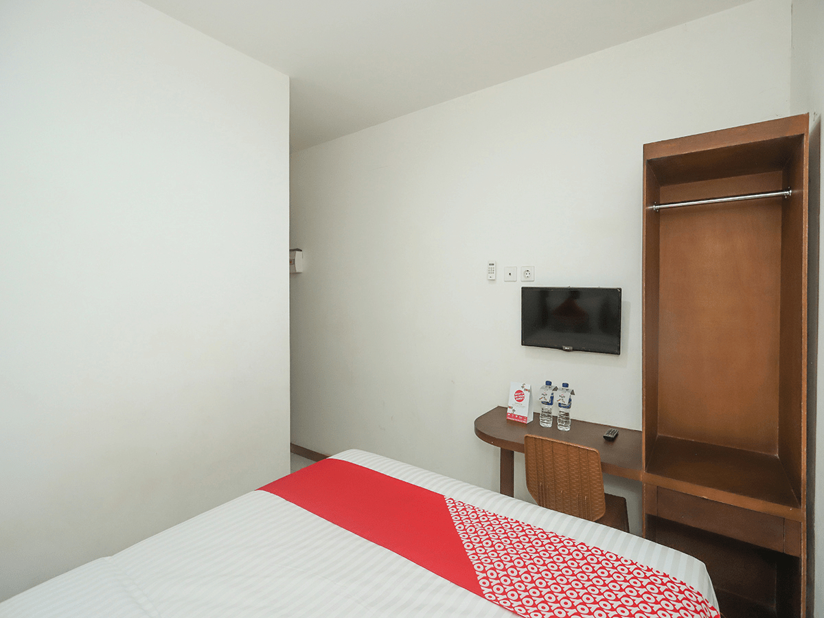 Bed 8