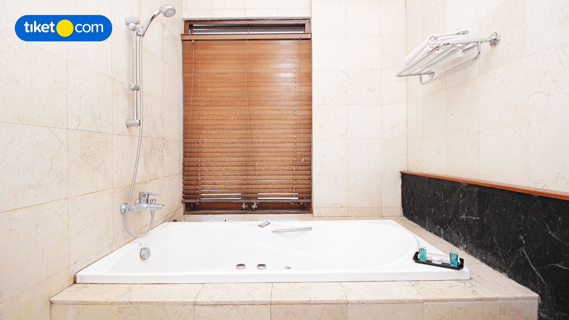 Bathroom 9