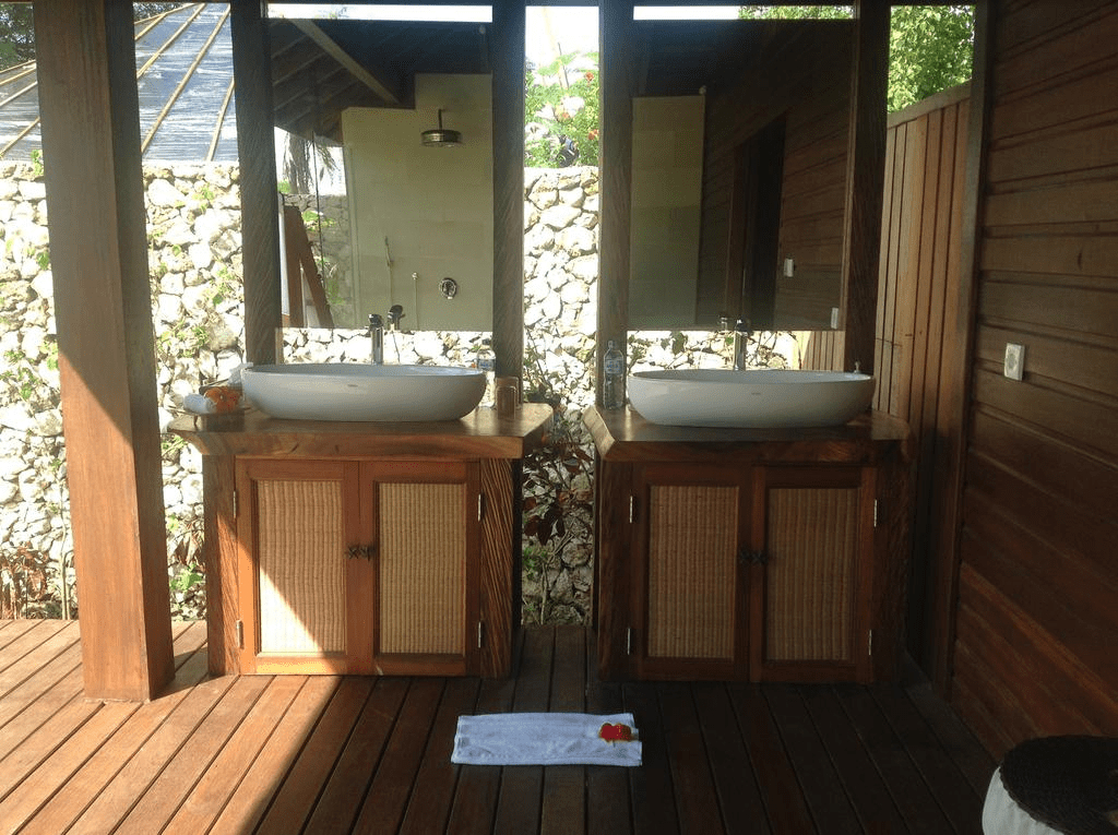 Bathroom 7