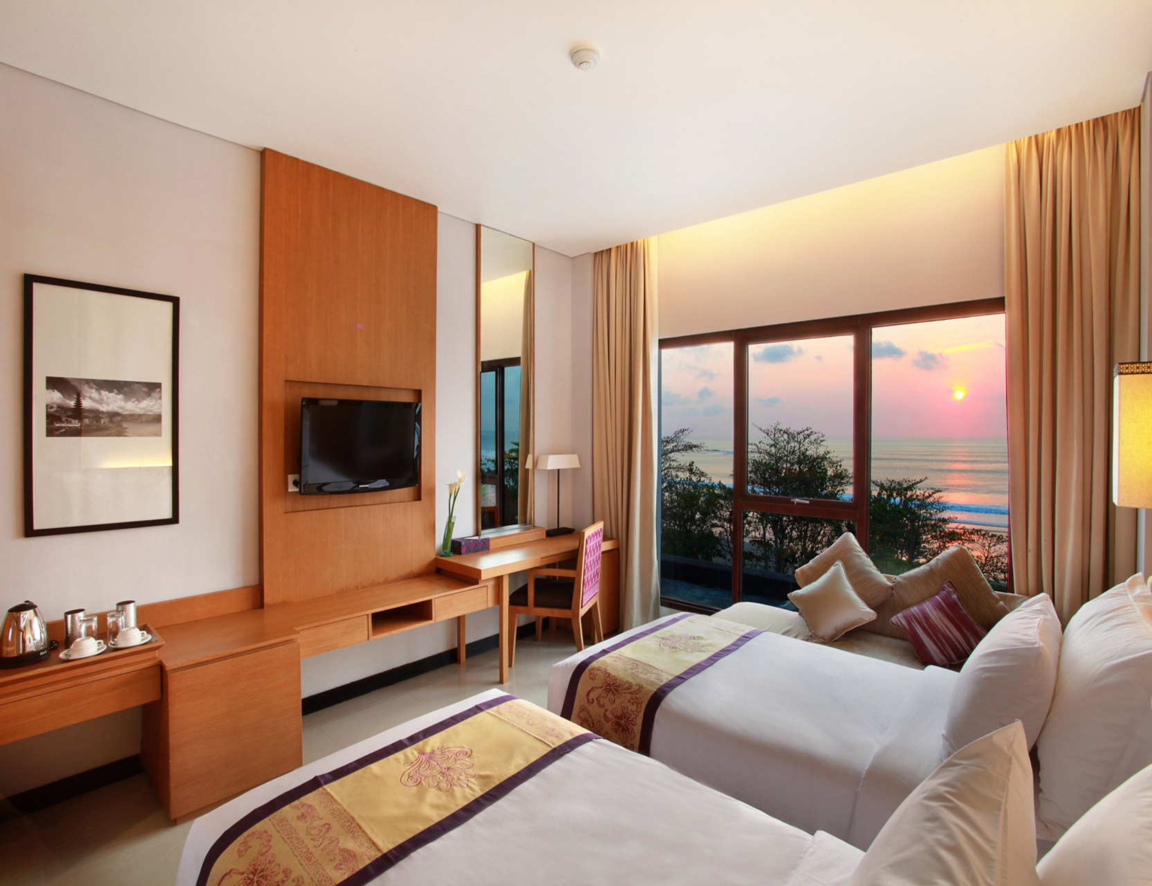 Kamar Deluks Double atau Ranjang Lain - Pemandangan Samudera