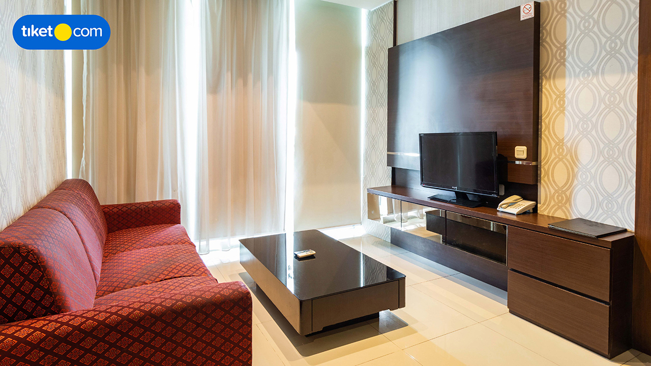 Living Area 3