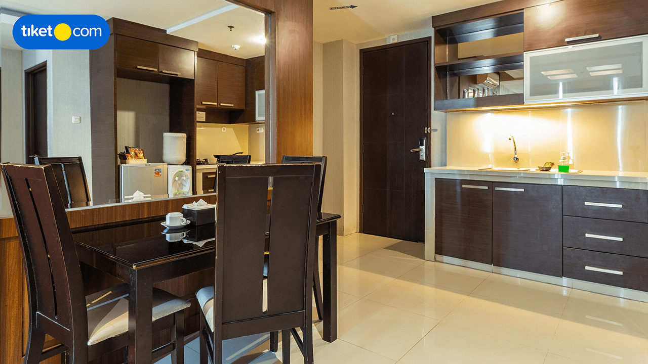 Living Area 4