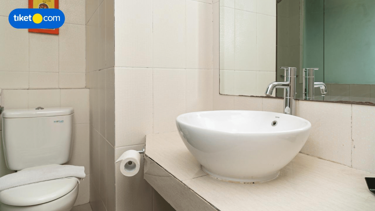 Bathroom 5