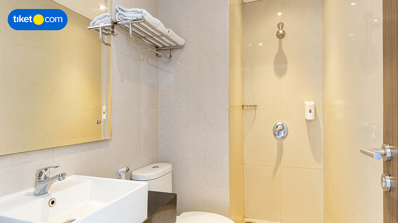 Bathroom 6