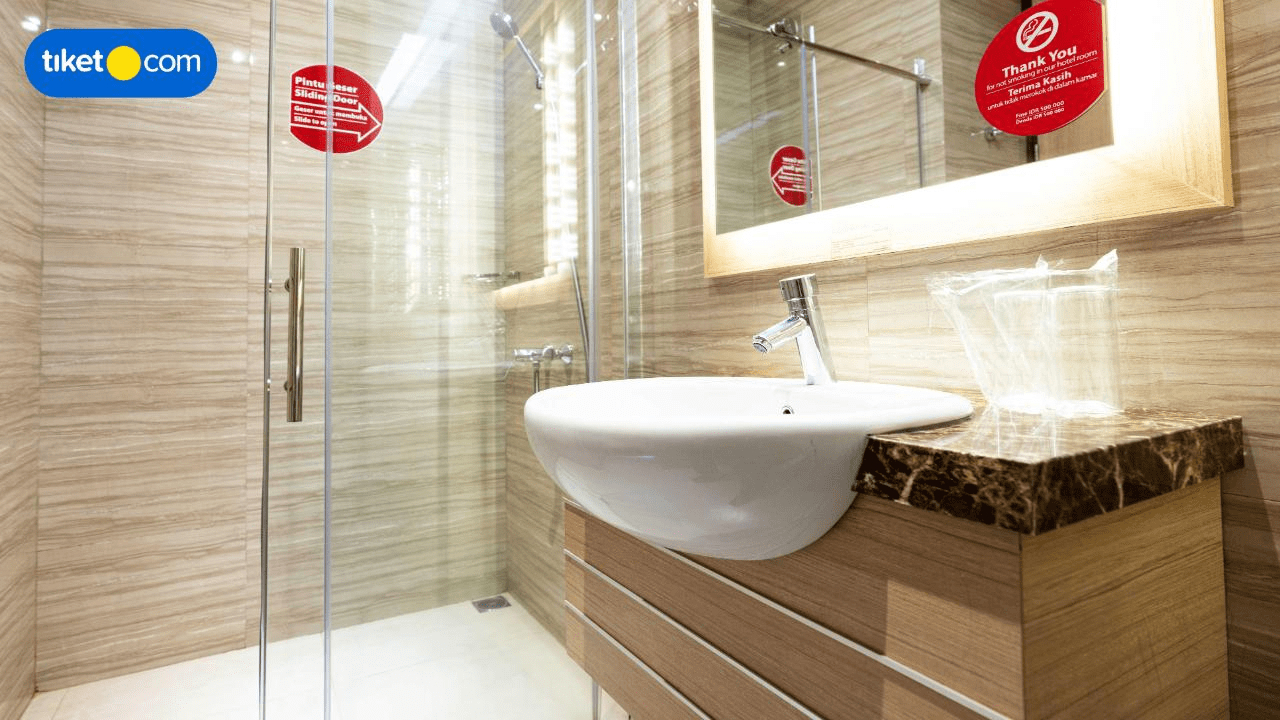 Bathroom 9