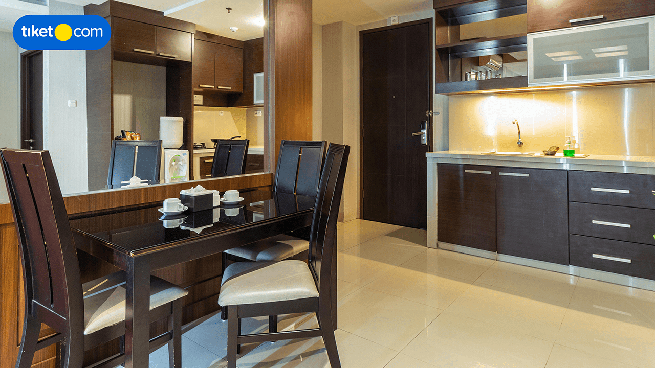 Living Area 16