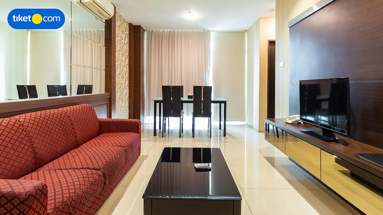 Living Area 26