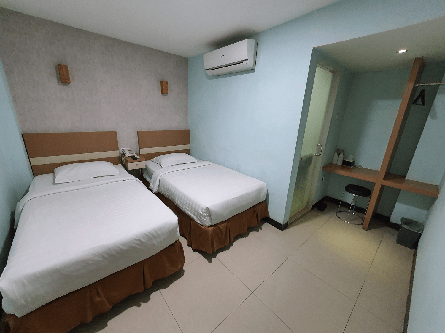 Kamar Superior Double atau Ranjang Lain