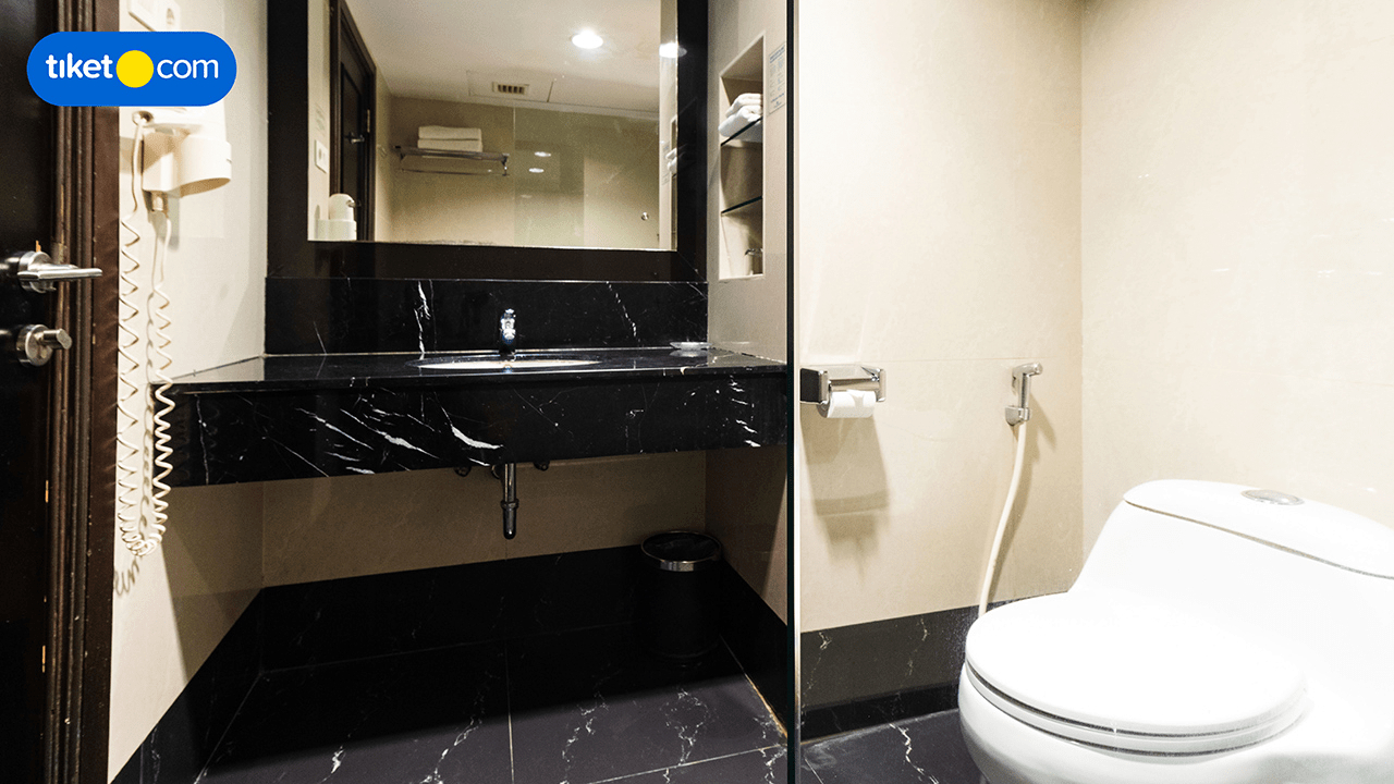 Bathroom 3