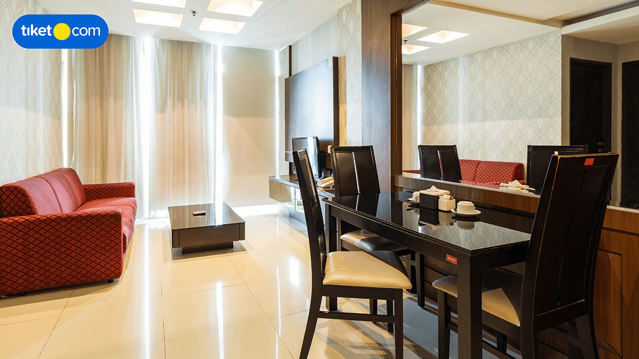 Living Area 19