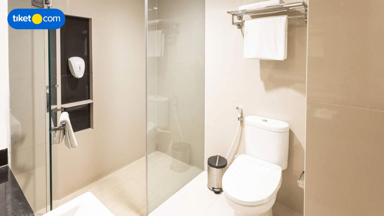 Bathroom 2