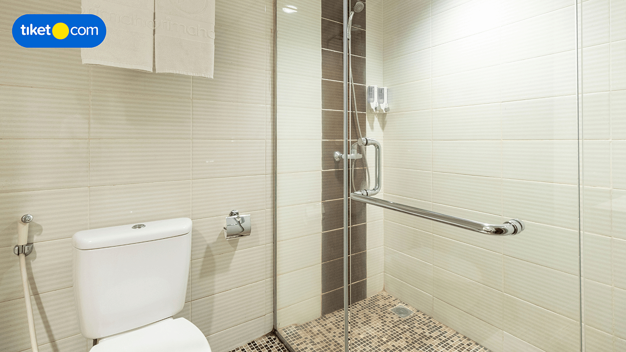 Bathroom 21